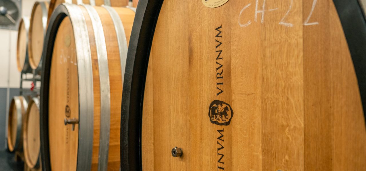 Weinfässer von Vinum Virunum